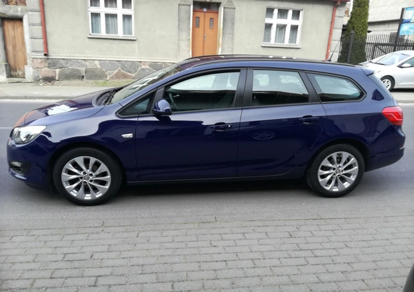 Opel Astra cena 37400 przebieg: 111729, rok produkcji 2016 z Karlino małe 92